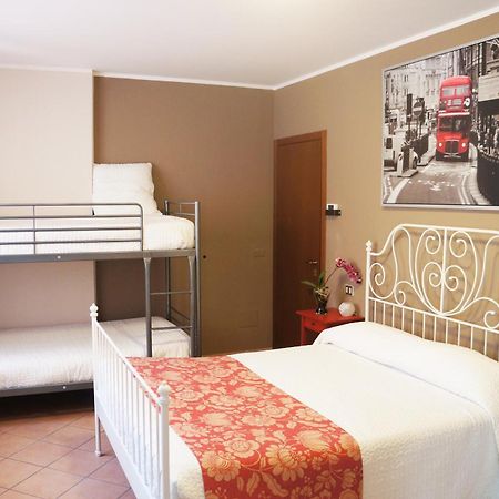 Alexander Rooms Tirano Dış mekan fotoğraf